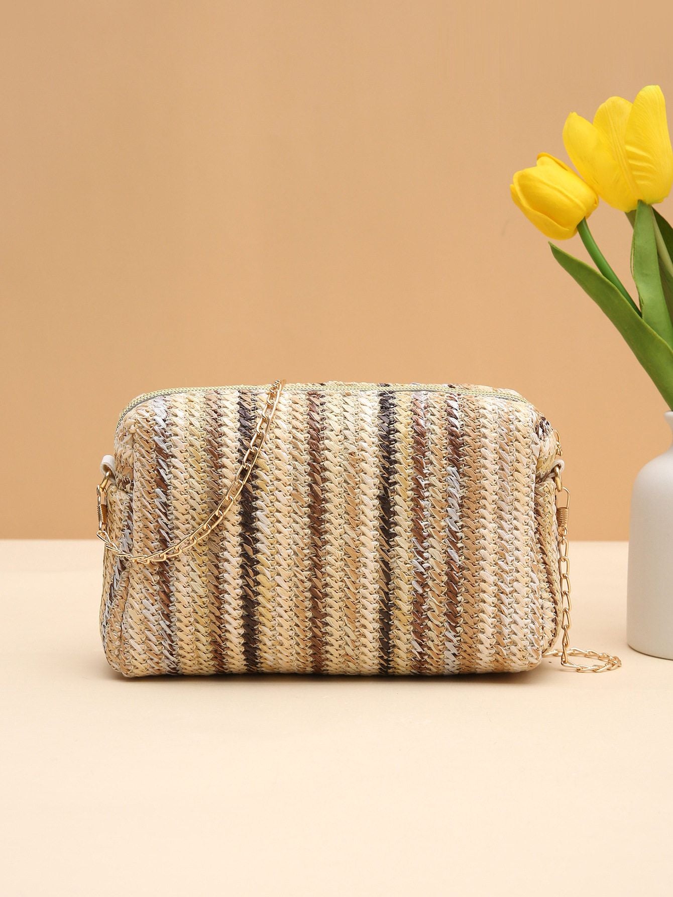 Handmade colorful straw bags, woven camera bags, shoulder bags, rainbow bags