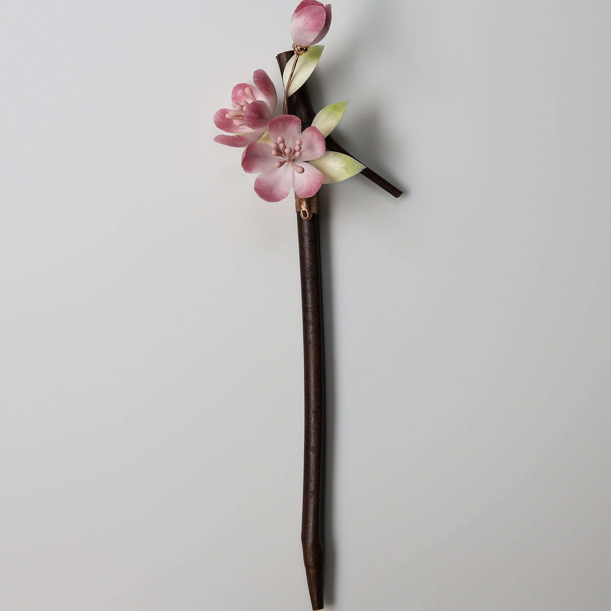 Intangible cultural heritage velvet flowers, pure handmade cherry blossom brooches, hairpins, hairpins
