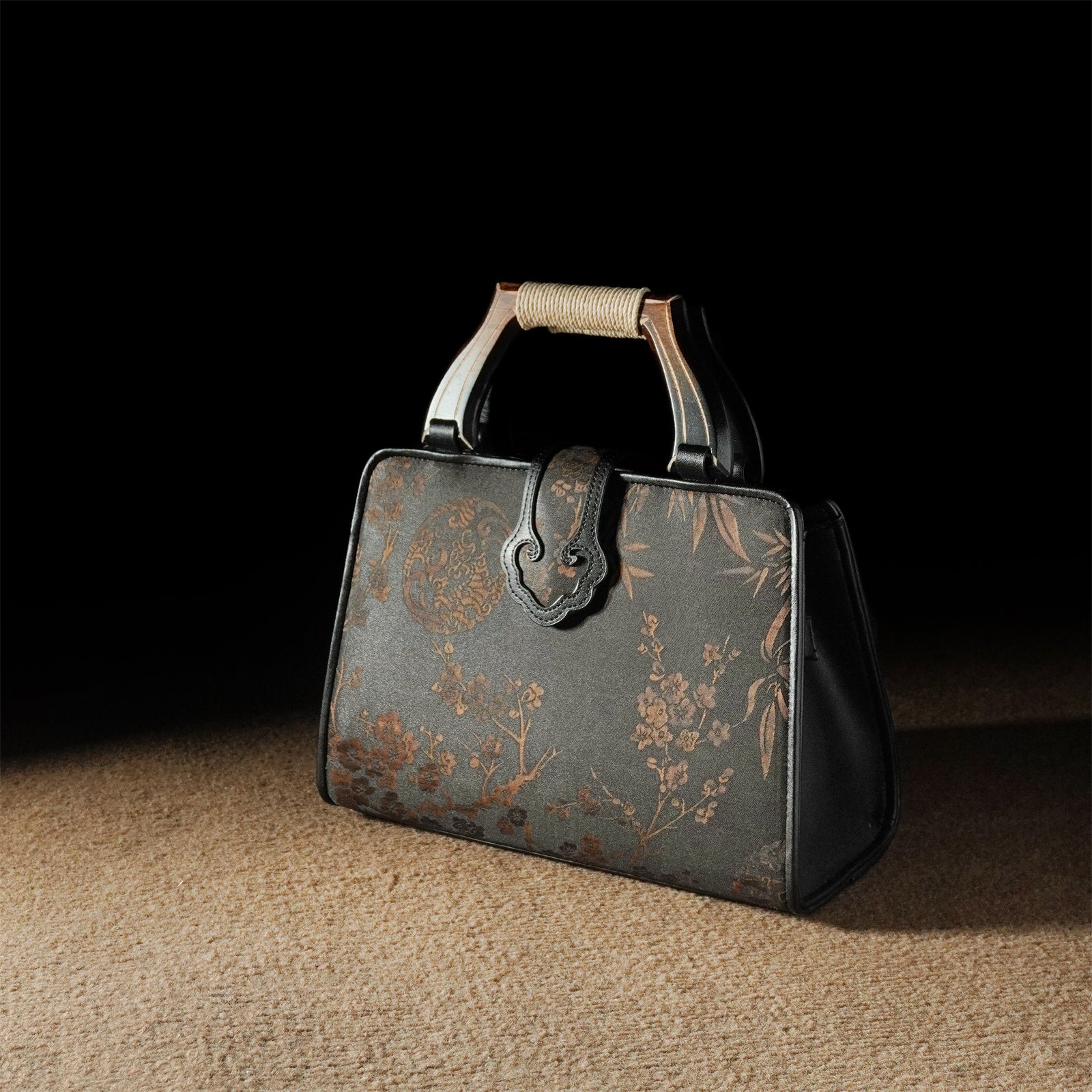 Black cloud yarn handbag, large-capacity commuter tote crossbody bag