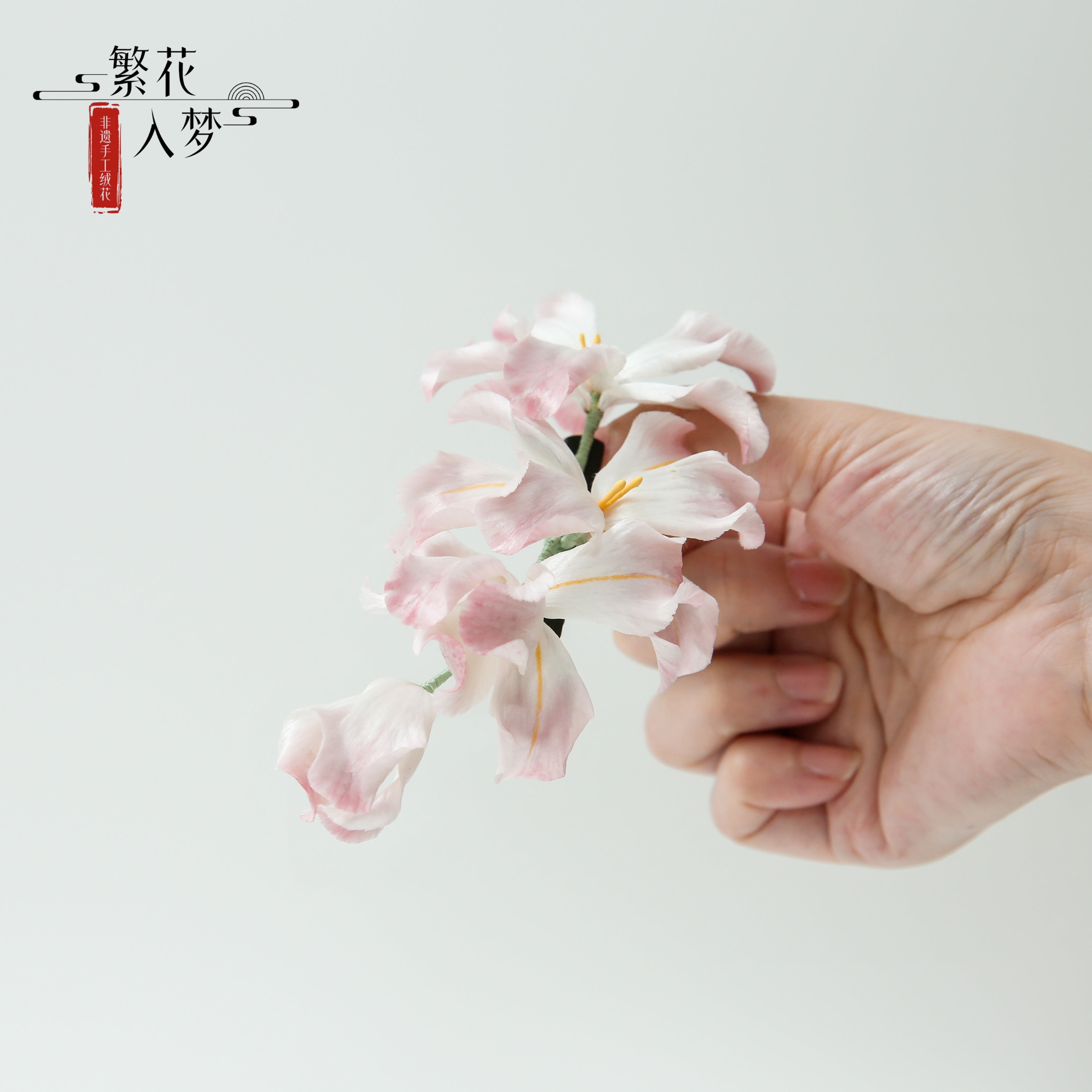 Intangible cultural heritage velvet flower, pure handmade iris hairpin