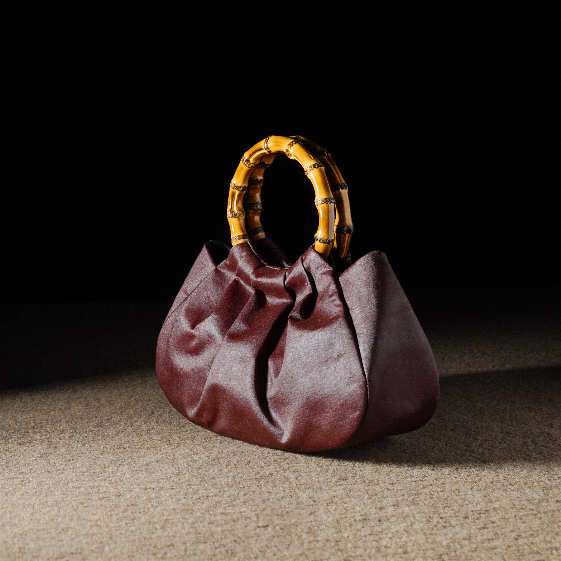 Xiangyunsha handbag, bamboo lightweight handbag