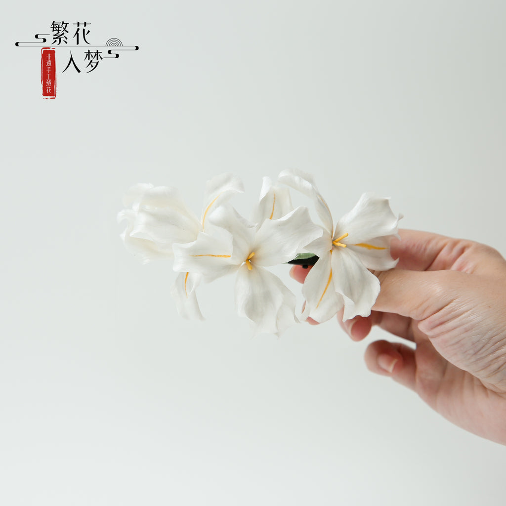 Intangible cultural heritage velvet flower, pure handmade iris hairpin