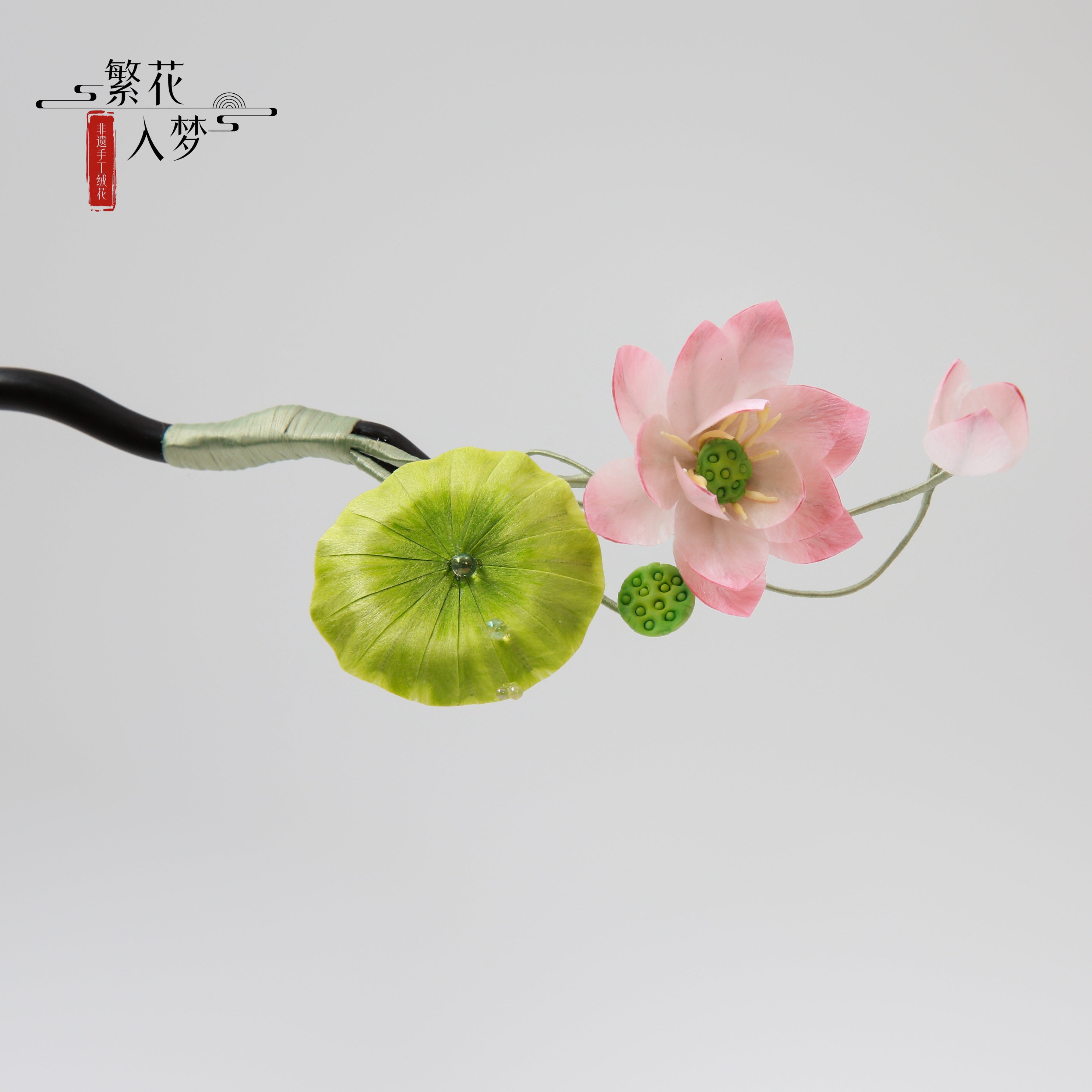 Intangible cultural heritage velvet flower, pure handmade silk lotus brooch, hairpin