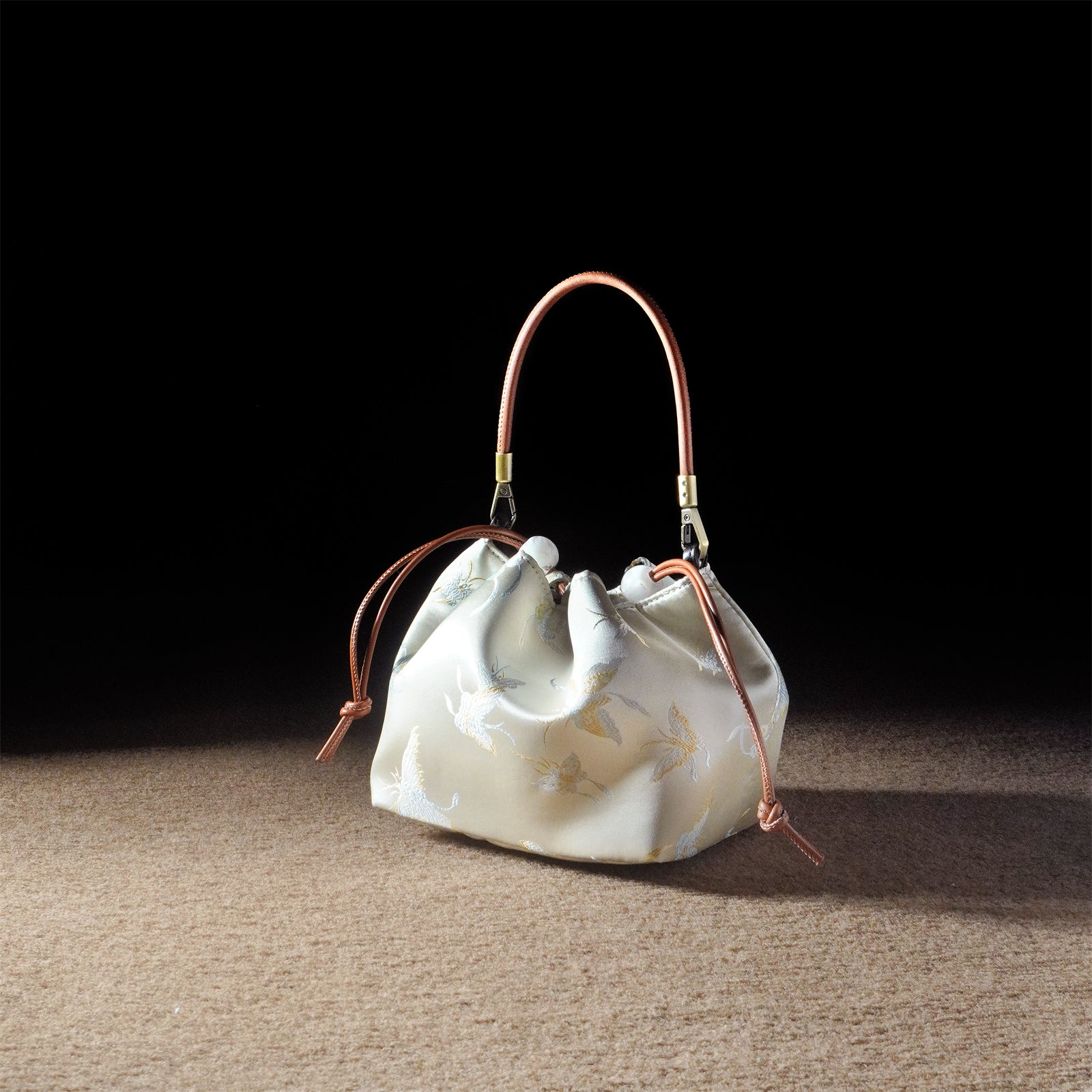Mulberry silk Xiangyunsha drawstring shoulder and crossbody women's bag