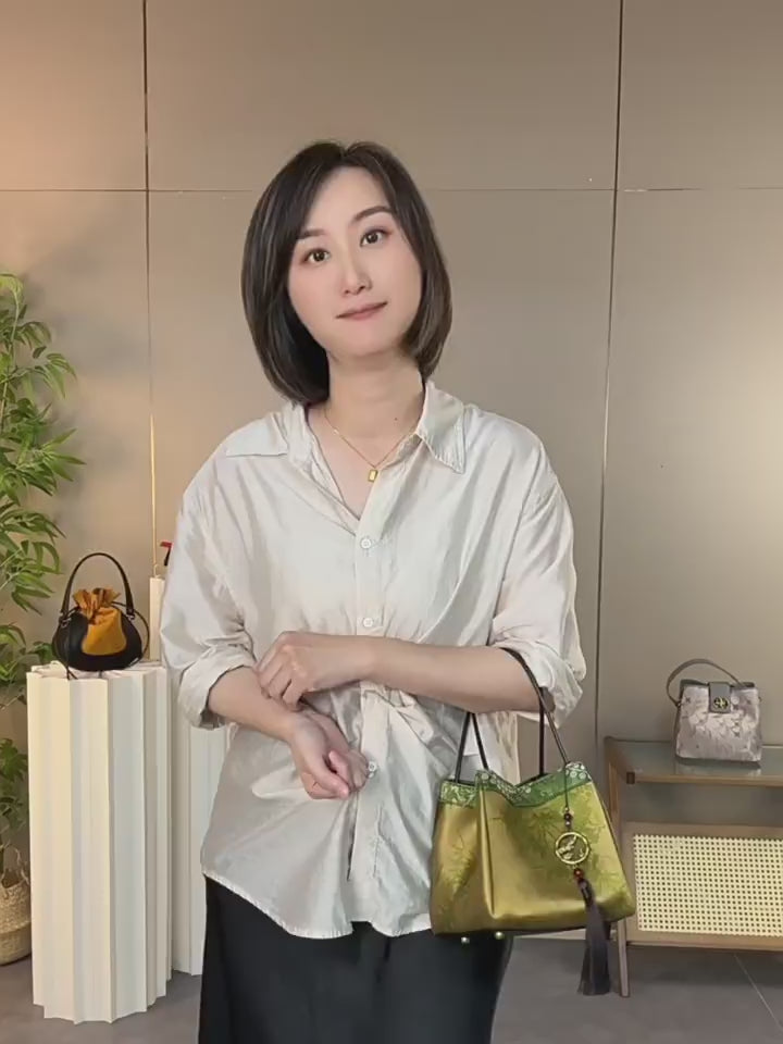 Xiangyunsha handbag small square bag, mulberry silk women's handbag