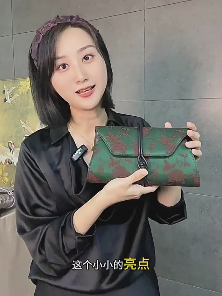 Xiangyunsha clutch, purple shoulder crossbody women's bag