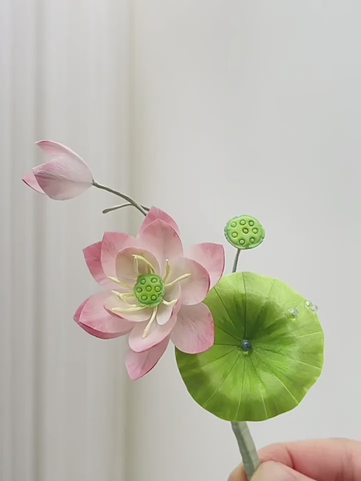 Intangible cultural heritage velvet flower, pure handmade silk lotus brooch, hairpin